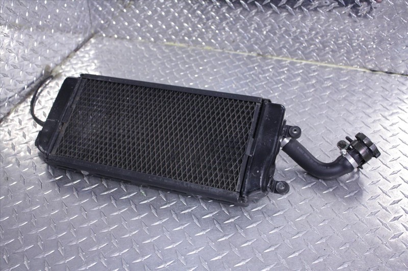 03 SUZUKI VZ 800 MARAUDER RADIATOR WATER COOLANT W/FILLER NECK CAP SENSOR VZ800