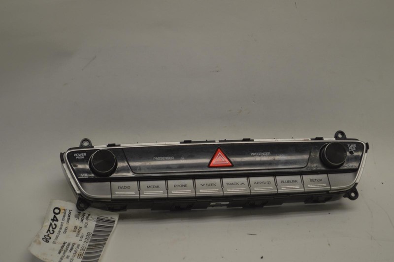 2018-2019 HYUNDAI SONATA DASH DISPLAY SCREEN INFO CONTROL SWITCH PANEL OEM