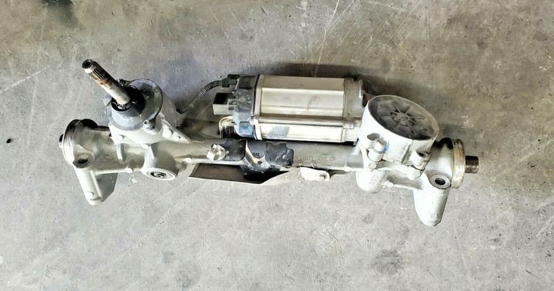 2015-2017 Chrysler 200 Power Steering Rack & Pinion 05154461AH OEM 60k miles
