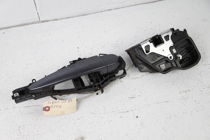 12-18 BMW F30 320I 328I 335I REAR RIGHT SIDE DOOR HANDLE LATCH GRAY B39