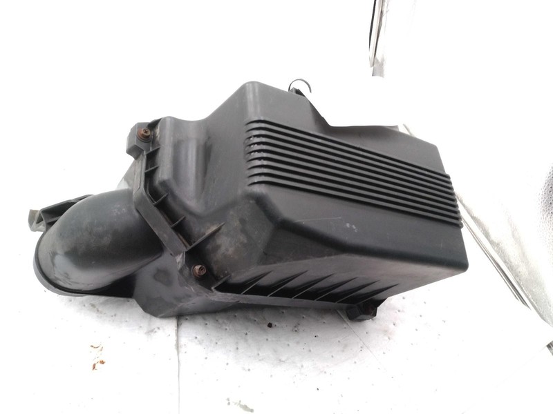 2006 Honda Pilot Air Cleaner Assembly OEM 17211PVFA00 276K Miles