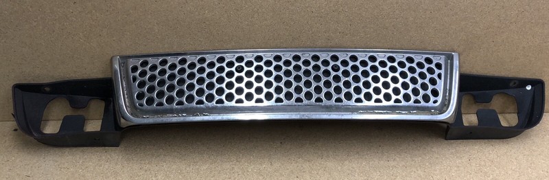 2009 - 2014 GMC YUKON Front Bumper Grille OEM