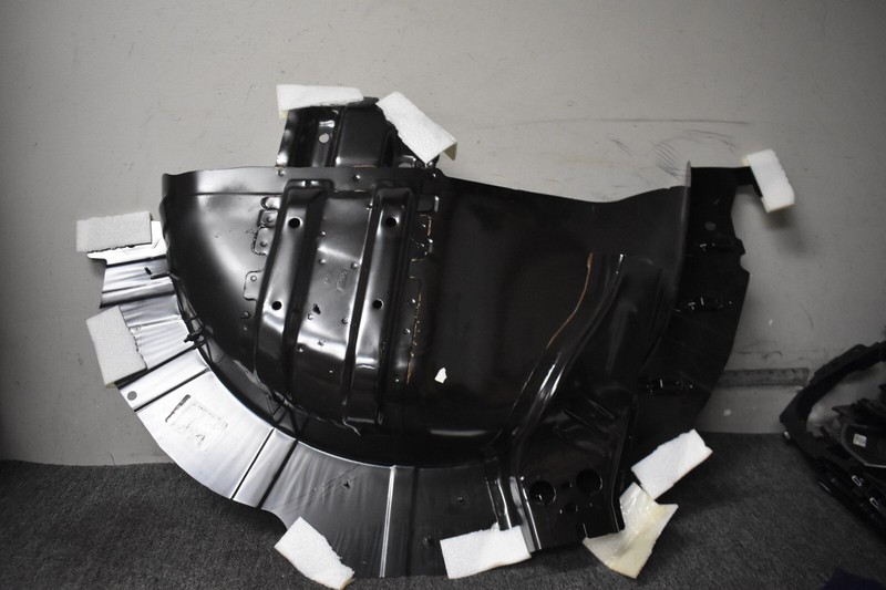 2018-2023 GMC ACADIA DENALI REAR RIGHT SIDE INNER WHEELHOUSE FACTORY OEM