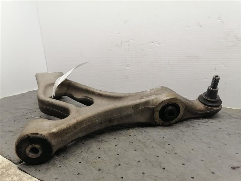 Passenger Right Lower Control Arm Front Fits 11-17 TOUAREG 1172402