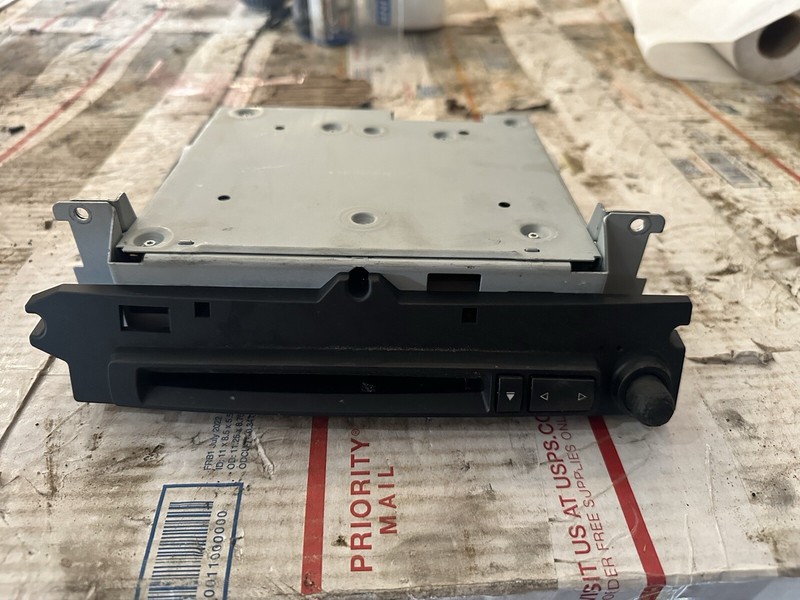 06-10 BMW E60 E61 E63 E64 528I 550I 650I ASK RADIO STEREO CD PLAYER HARMAN OEM