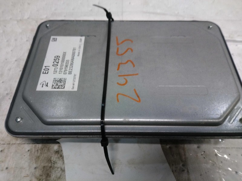 2023 GMC Acadia Engine Control Module ECM 2.0L OEM Black 16000 Miles