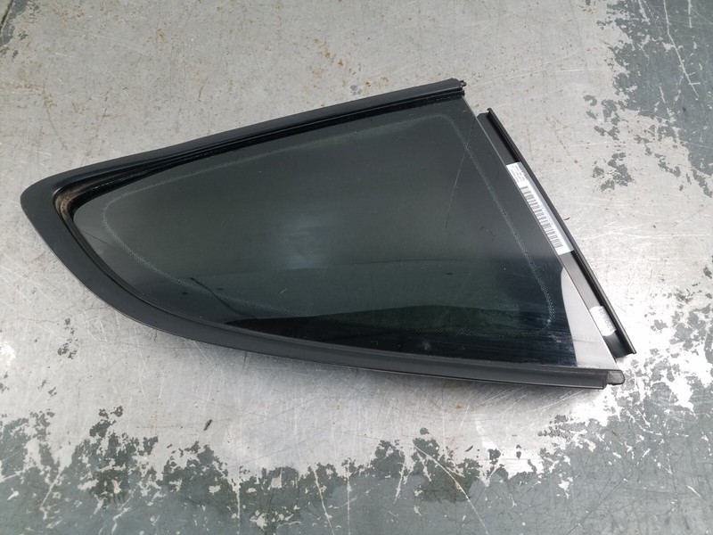 2022 Porsche Cayman GTS Right Rear Quarter Glass #8065 i6