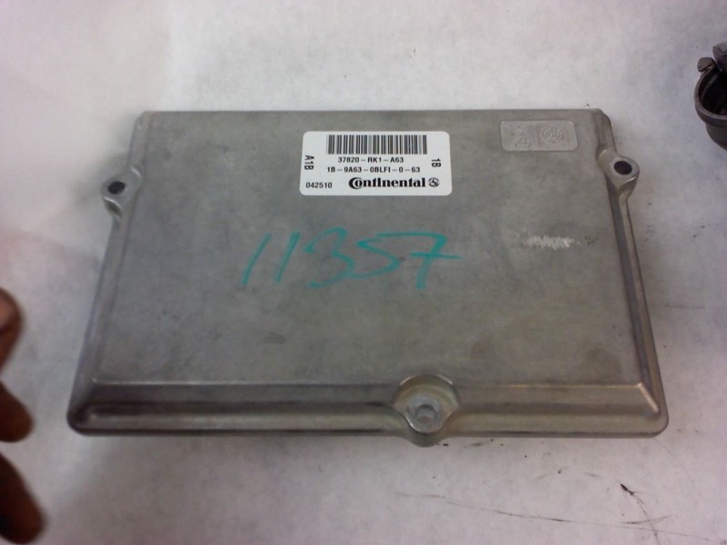 Engine ECM Electronic Control Module 3.5L Fits 10-11 TL 153454