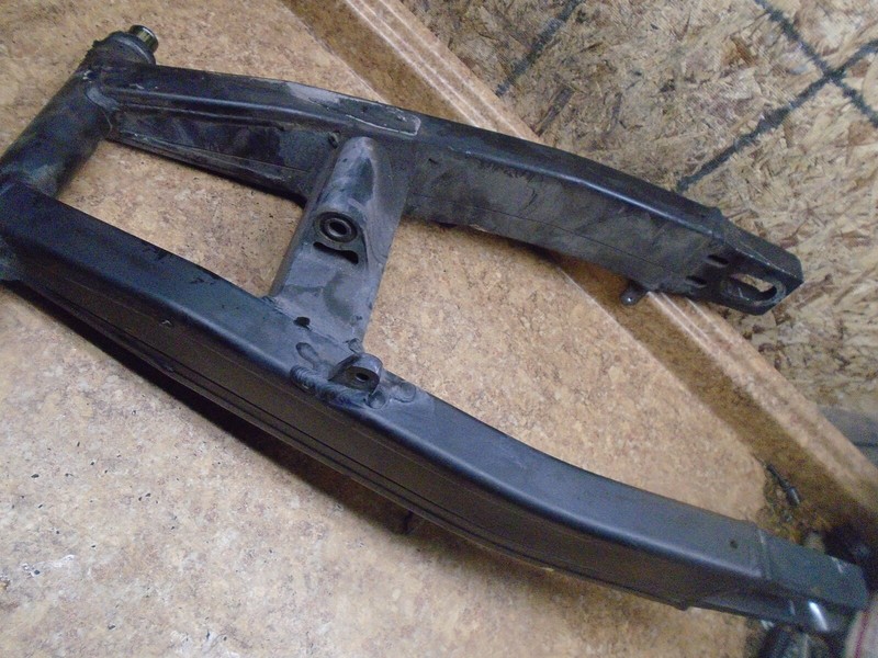 2003 Yamaha FZS1 FZ1 FZ 1 FZS1000 FZS 1000 Rear Back Swingarm Swing Arm Pivot 03