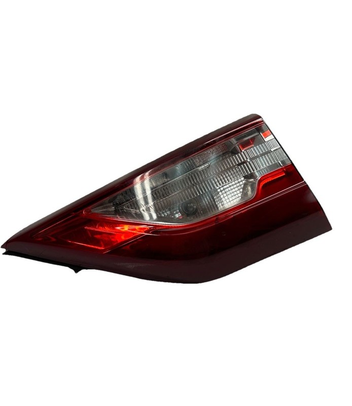 2018 2019 2020 2021 Chevrolet Traverse tail light lidgate mounted right side