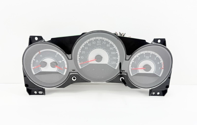 2012 12 Chrysler 200 Speedometer Instrument Gauge Cluster w/ 122,366 Miles OEM