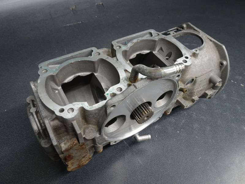 1996 Ski-Doo OEM Engine Crankcase 420886928 MXZ 440