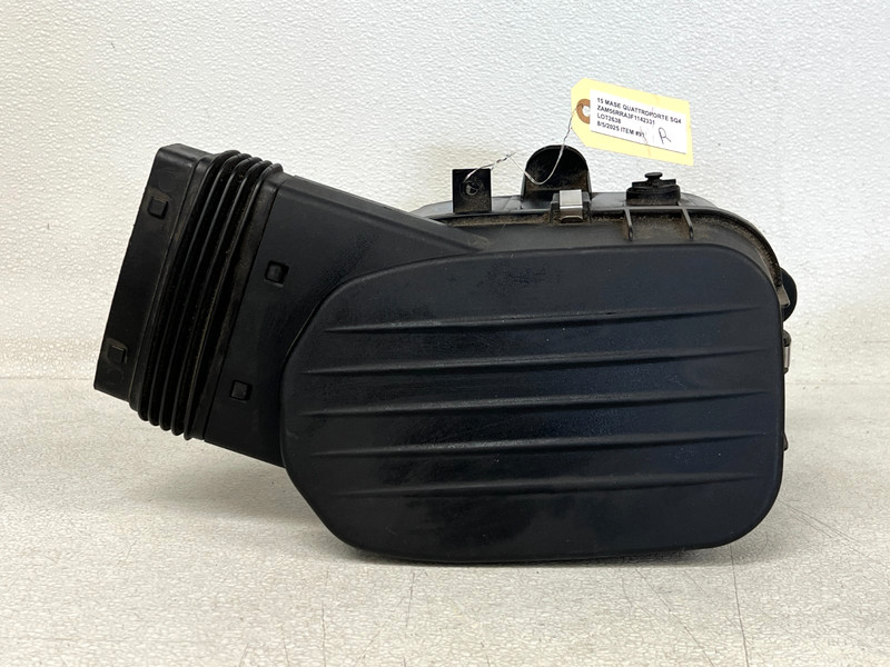 ⭐2014-2017 MASERATI QUATTROPORTE RIGHT SIDE AIR INTAKE FILTER BOX OEM LOT2638