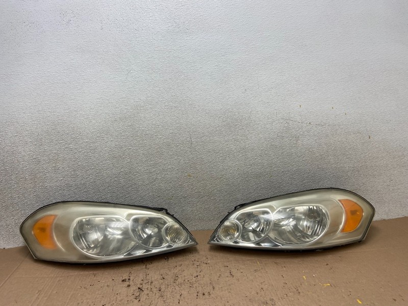 2006 - 2013 Chevrolet Impala Left+Right Set Headlights Halogen Y0525 DW