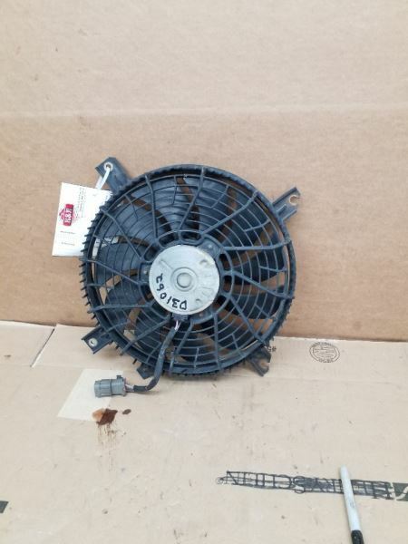 Radiator Fan Motor Fan Assembly Condenser Fits 99-01 TRACKER 240086