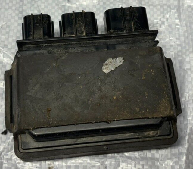 2014 Kawasaki Ninja EX650Fuse Junction Box Fuze EX650E EX 650 E 650E A1