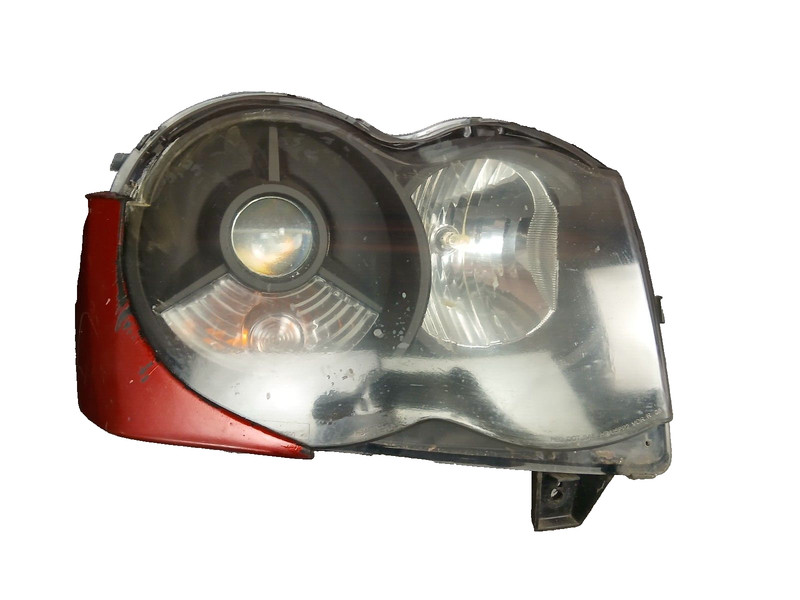2008-2010 Jeep SRT-8 Grand Cherokee Passenger RH Side Headlight Assembly Damaged