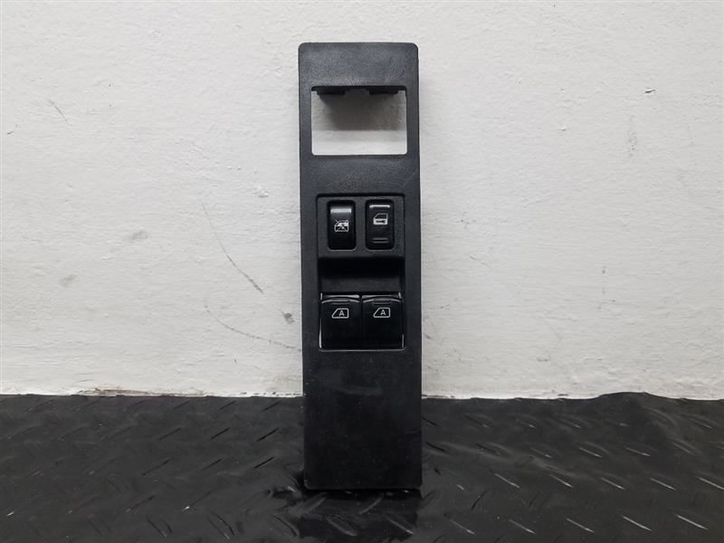 04-15 Nissan Titan King Cab Driver's Master Lock Window Switch OEM 25401-ZJ00A