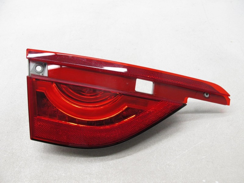 16-20 JAGUAR X260 XF SEDAN INNER TRUNK MOUNTED TAIL LIGHT LAMP LEFT OEM 121124B