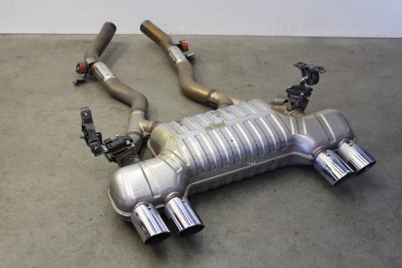 BMW F82 F83 M4 Valved Exhaust Muffler System W/ Tips Genuine Oem 2015-2021