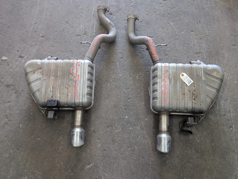 2PC Right & Left Exhaust Mufflers Set 2018 Jaguar XE S JX73-5K243-DA 2019