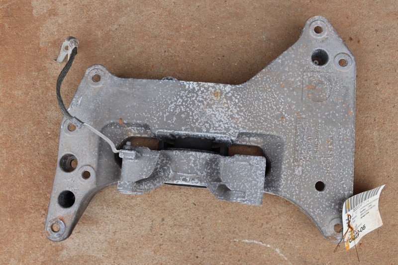 2019-2023 BMW X5 3.0L G05 GEAERBOX TRANSMISSION MOUNT SUPPORT BRACKET OEM