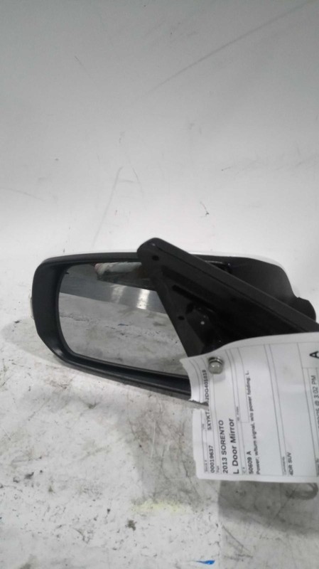 2013 KIA SORENTO Left Door Mirror Assembly White OEM 468625 127k Miles