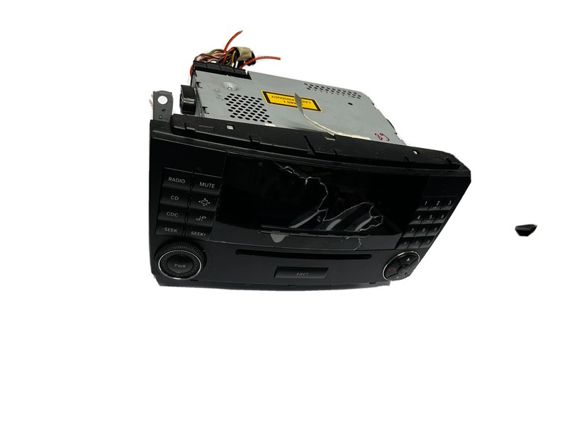 Genuine OEM Mercedes Benz 2004-2007 w203 c240c55 c230 c320 AudioRadio cd player