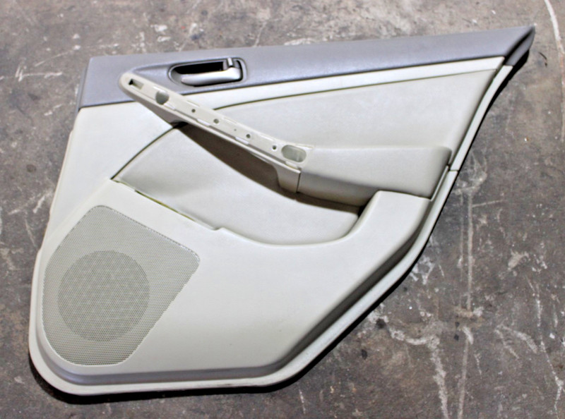 03 04 05 06 G35 SEDAN DOOR PANEL ARM REST SPEAKER COVER RIGHT REAR OEM