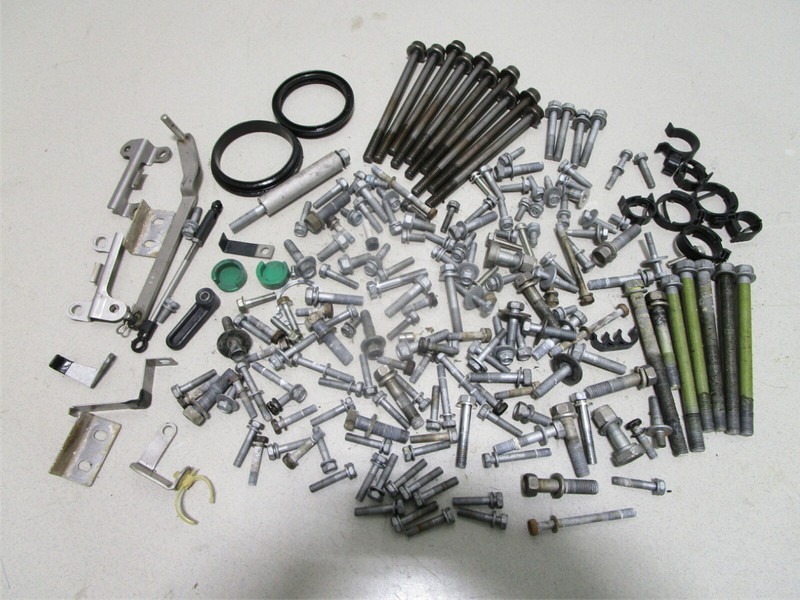 Misc Engine Hardware Nuts Bolts 2012 Yamaha F115LA Outboard 90 HP 4 Stroke