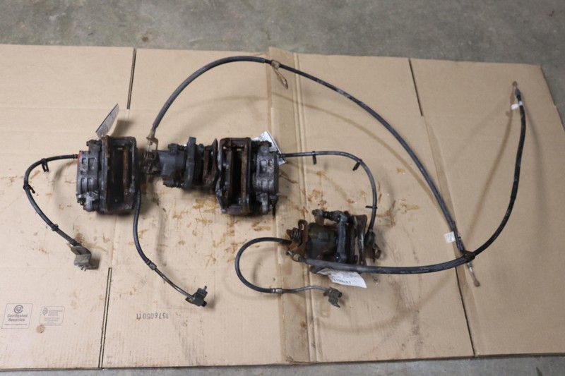 2002-2006 FORD THUNDERBIRD FRONT REAR LEFT & RIGHT BRAKE CALIPER SET OF 4 OEM