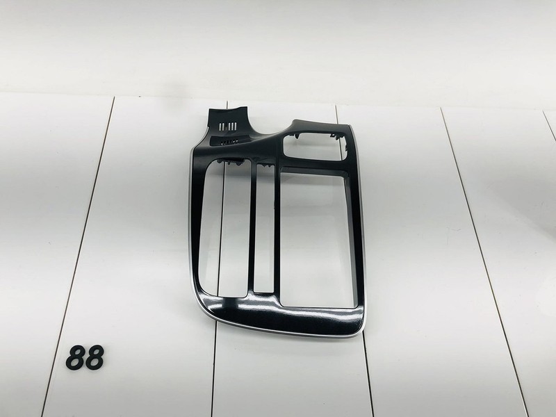14-19 MITSUBISHI OUTLANDER DASH INSTRUMENT PANEL RADIO BEZEL TRIM COVER OEM
