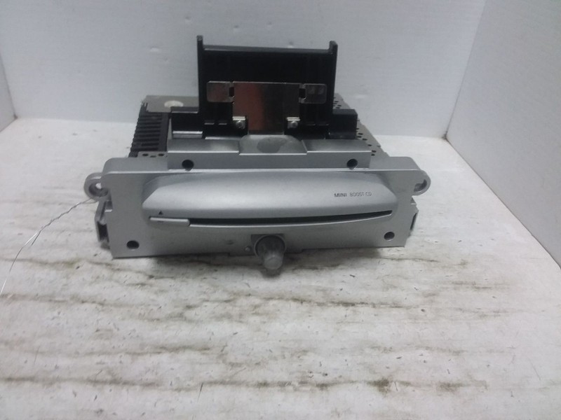 Radio Receiver AM FM Stereo CD Fits 07-10 MINI COOPER 65123455263
