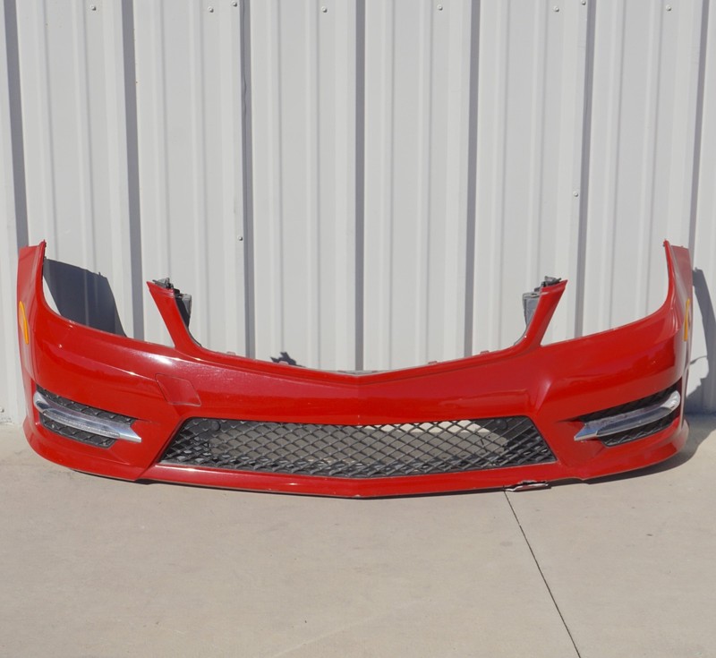 2012 - 2014 Mercedes W204 C250 C300 AMG Sport Front Bumper Cover Assembly