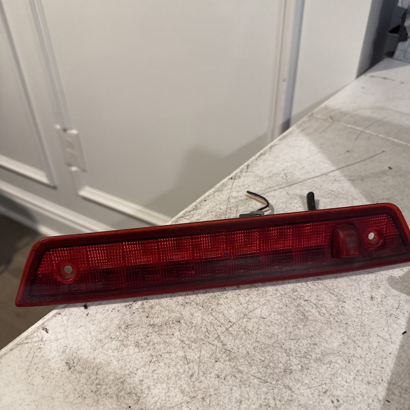 2005-2010 JEEP GRAND CHEROKEE 3rd Brake High Mounted Stop Light
