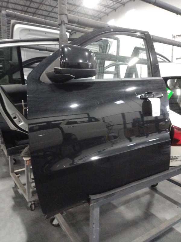 2012 Dodge Durango Left Door Black 4DR SUV Good Condition OEM Part 453293