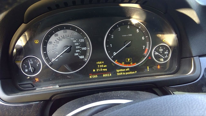 2011 BMW 528i 535i 550i thru 2/11 production Speedometer Gauge Cluster Panel 87k