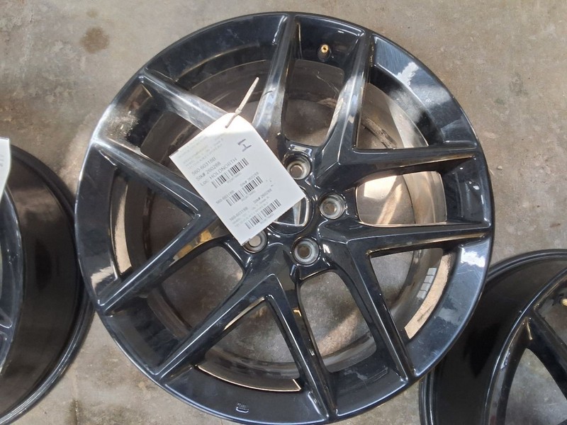 2022-2025 Honda Civic Wheel Rim 18x8 Alloy 5 V Spoke Gloss Black