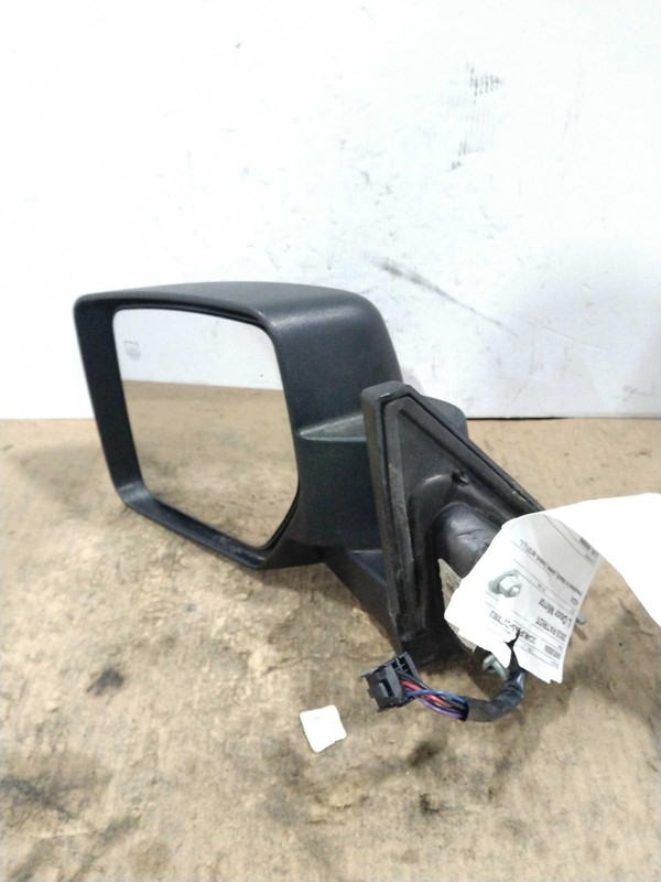 Used Left Door Mirror fits: 2015 Jeep Patriot moulded in black power heated opt