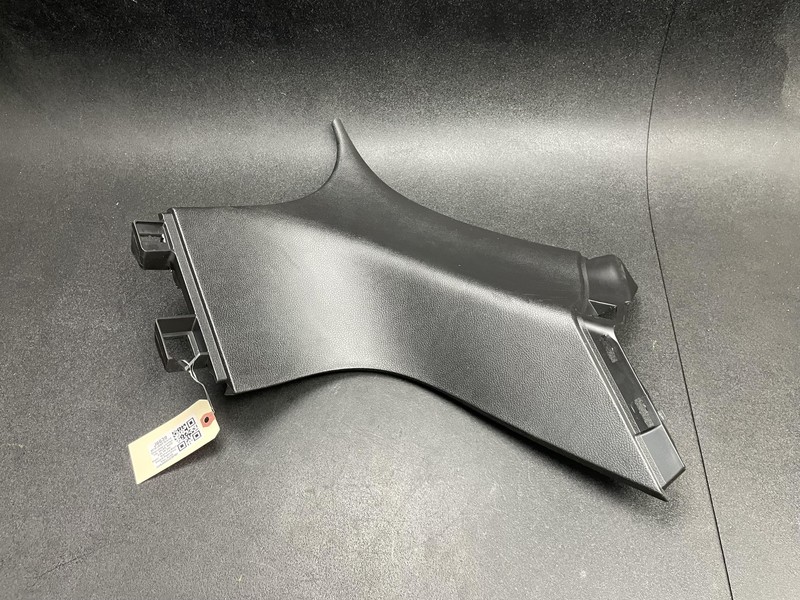 Rear Left D Pillar Upper Trim Panel 2018 Jeep Grand Cherokee 5VP19DX9AC 16 - 21