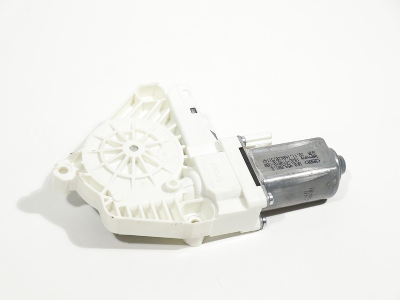 2015 - 2018 AUDI A8 L FRONT LEFT Window Motor OEM 8K0.959.801.B