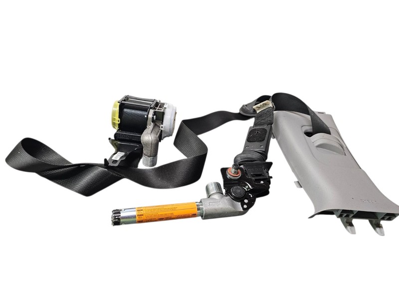 2017-2020 Hyundai Elantra Front Passenger Seat Belt Retractor Black