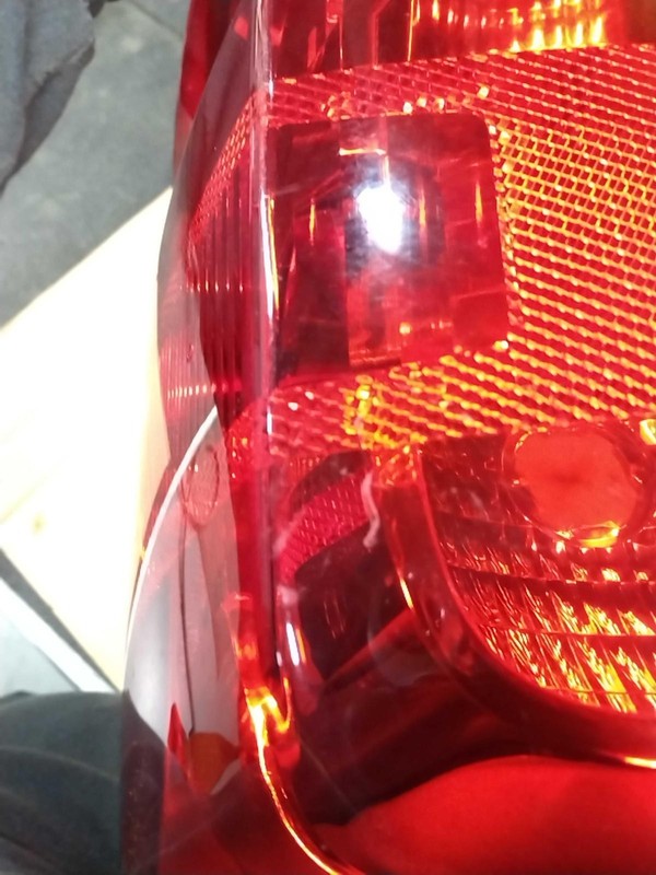 2014 Chevrolet Silverado 1500 Left Tail Light Assembly White 151K Miles OEM