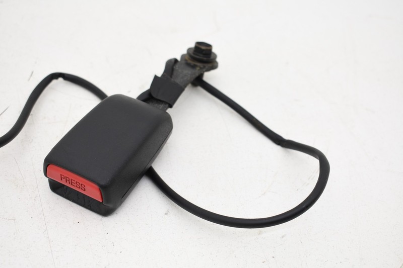 2006 Nissan 350Z Passenger Front Seat Belt Buckle Black Right Side OEM KW50
