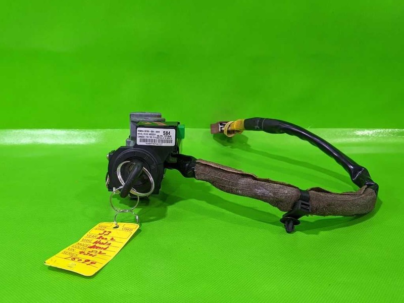 98-02 ACCORD IGNITION SWITCH CYLINDER HOUSING W/KEY OEM 4316-7