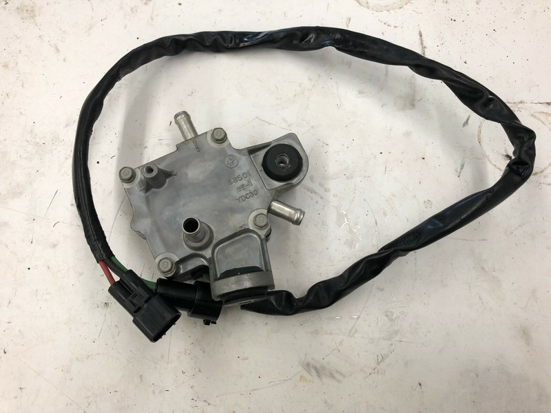 Yamaha Waverunner VXR 1.8L Voltage Regulator OEM Part 6S5-81960-00-00 FRESHWATER