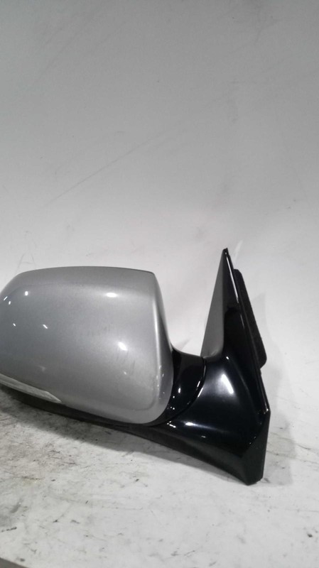 2016 Hyundai Santa Fe Right Door Mirror Assembly Silver 142K Miles Used