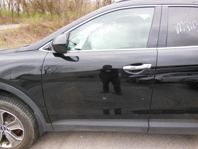 13 14 15 16 17 18 19 Hyundai Santa Fe Front Door Left Driver LH Black RB5 OEM
