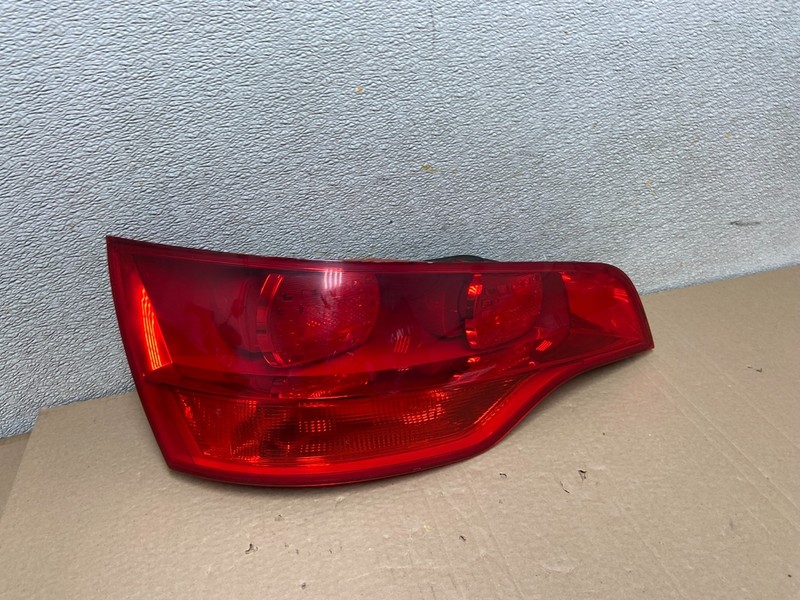 2007 2008 2009 Audi Q7 Left Driver Lh Side Tail Light Oem AB2373 DW