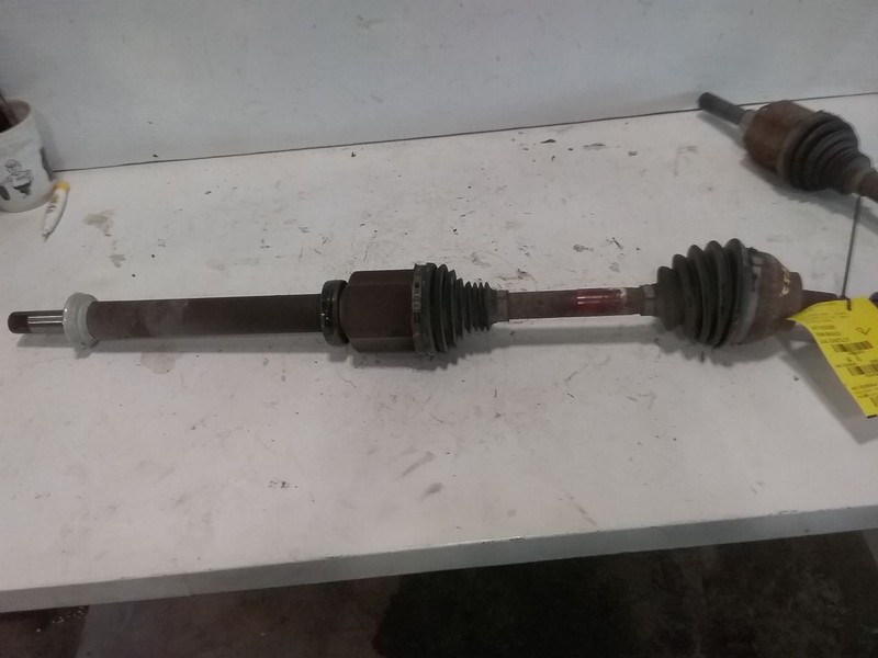 Passenger Right Axle Shaft Front 2.0L FWD Fits 15-19 MKC 3405618